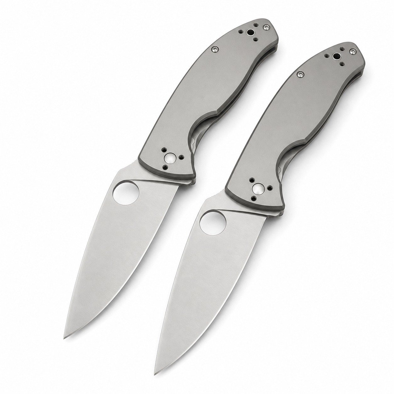 C122 Titanium-Handle Folding Knife